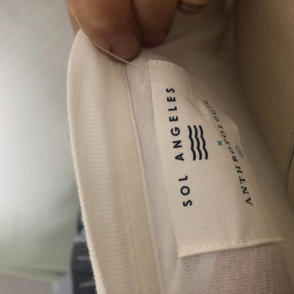 WOMEN WILL SAVE THE WORLD - Picture 5 of 5